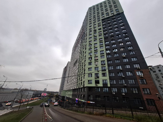 Продам трехкомнатную (3-комн.) квартиру, Народного Ополчения ул, 3, Москва г