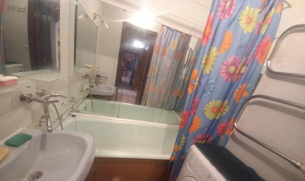 Сдам двухкомнатную (2-комн.) квартиру, Взлетная ул, 18, Красноярск г