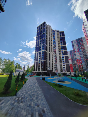 Продам трехкомнатную (3-комн.) квартиру, Аметьевская магистраль ул, 18к5, Казань г