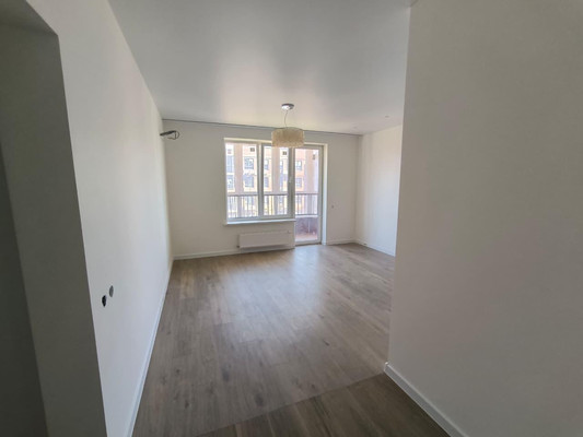 Продам трехкомнатную (3-комн.) квартиру, им. генерала Корнилова ул, 14к1, Краснодар г