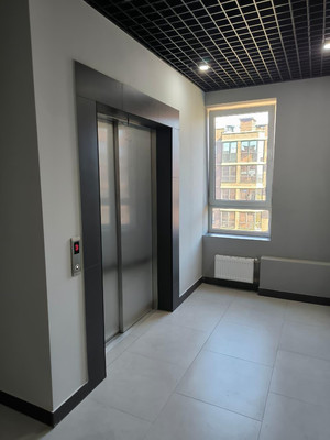 Продам трехкомнатную (3-комн.) квартиру, им. генерала Корнилова ул, 14к1, Краснодар г