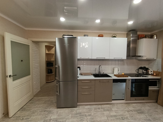 Продам двухкомнатную (2-комн.) квартиру, Гущина ул, 153кв, Барнаул г