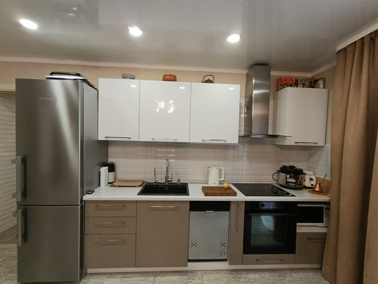 Продам двухкомнатную (2-комн.) квартиру, Гущина ул, 153кв, Барнаул г