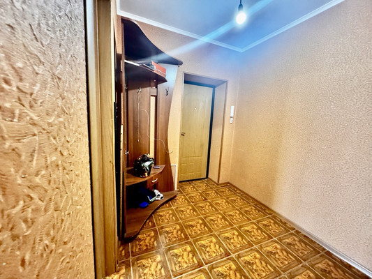 Продам двухкомнатную (2-комн.) квартиру, Рокоссовского ул, 26, Ишим г