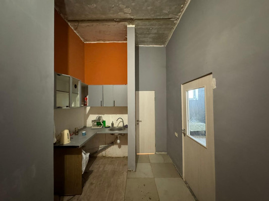 Продам коммерческое помещение 57 м2, Т.Идарова ул, 164, Нальчик г