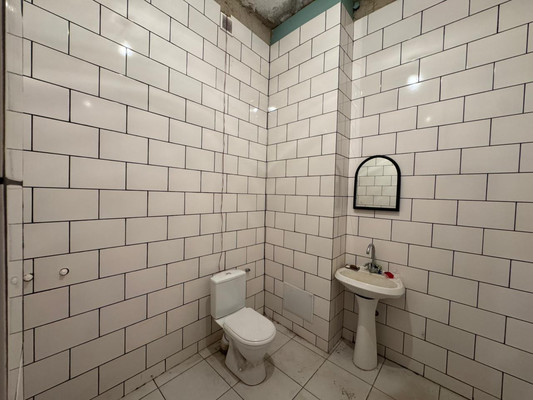 Продам коммерческое помещение 57 м2, Т.Идарова ул, 164, Нальчик г