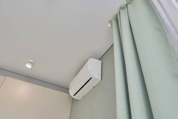 Продам трехкомнатную (3-комн.) квартиру, Седова ул, 65а/6, Иркутск г