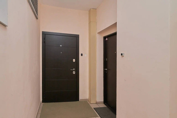 Продам трехкомнатную (3-комн.) квартиру, Седова ул, 65а/6, Иркутск г