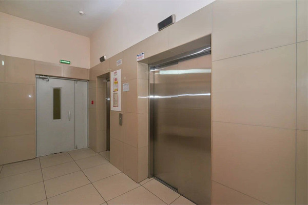 Продам трехкомнатную (3-комн.) квартиру, Седова ул, 65а/6, Иркутск г