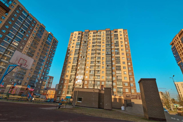 Продам трехкомнатную (3-комн.) квартиру, Седова ул, 65а/6, Иркутск г