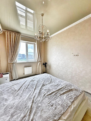 Продам двухкомнатную (2-комн.) квартиру, Крылатская ул, 19, Краснодар г