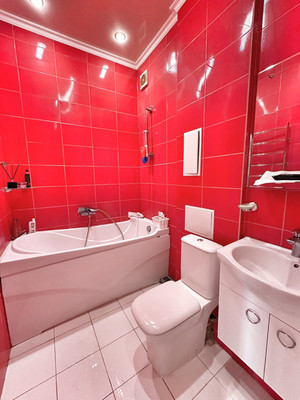 Продам двухкомнатную (2-комн.) квартиру, Крылатская ул, 19, Краснодар г