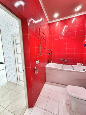 Продам двухкомнатную (2-комн.) квартиру, Крылатская ул, 19, Краснодар г