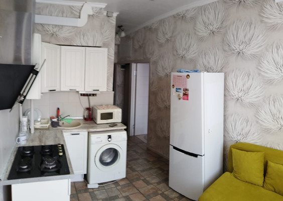 Продам однокомнатную (1-комн.) квартиру, Чехова (Центральный р-н) пер, 8, Сочи г