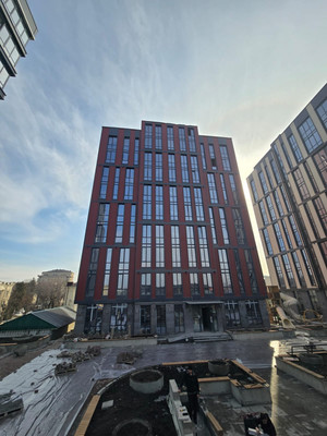 Продам трехкомнатную (3-комн.) квартиру, Горького ул, 29к2, Нальчик г