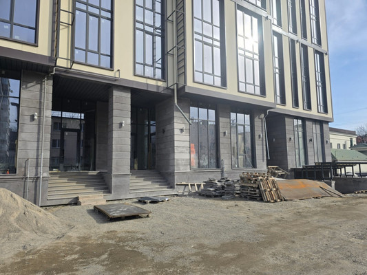 Продам трехкомнатную (3-комн.) квартиру, Горького ул, 29к2, Нальчик г