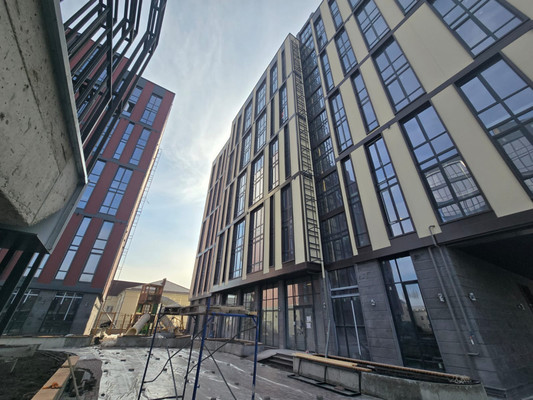 Продам трехкомнатную (3-комн.) квартиру, Горького ул, 29к2, Нальчик г