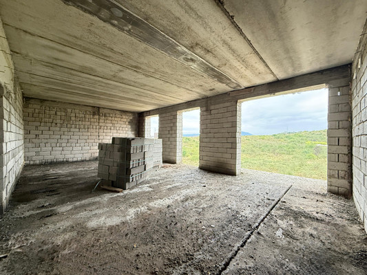 Продам двухкомнатную (2-комн.) квартиру, Солнечная ул, 10, Нальчик г