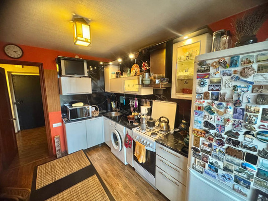 Продам двухкомнатную (2-комн.) квартиру, Славы пр-кт, 2к2, Санкт-Петербург г