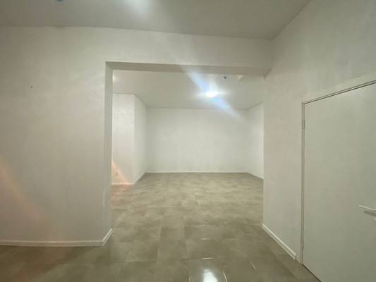 Продам коммерческое помещение 55,7 м2, им. Героя Яцкова И.В. ул, 19к1, Краснодар г