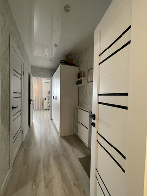 Продам двухкомнатную (2-комн.) квартиру, Западный Обход ул, 42к8, Краснодар г