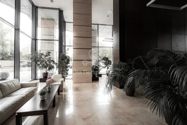 Продам многокомнатную квартиру, Мосфильмовская ул, 70к3, Москва г