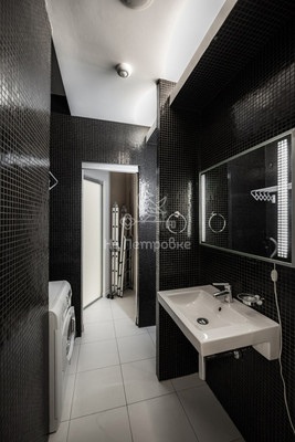 Продам многокомнатную квартиру, Мосфильмовская ул, 70к3, Москва г