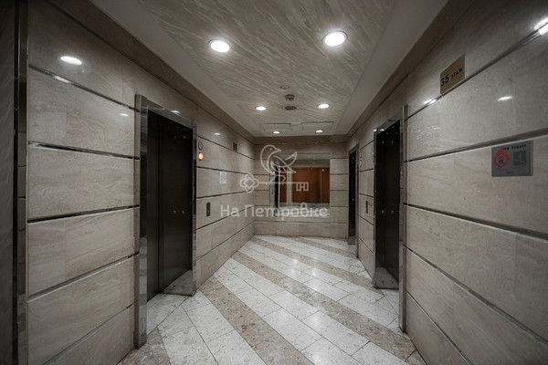 Продам многокомнатную квартиру, Мосфильмовская ул, 70к3, Москва г