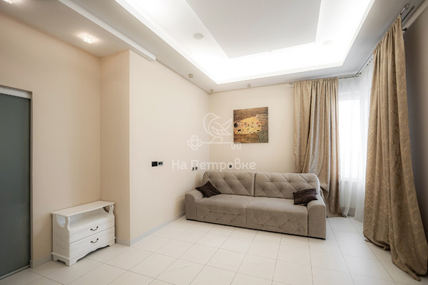 Продам многокомнатную квартиру, Мосфильмовская ул, 70к3, Москва г