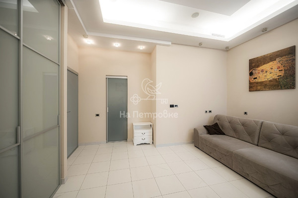 Продам многокомнатную квартиру, Мосфильмовская ул, 70к3, Москва г