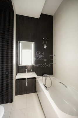 Продам многокомнатную квартиру, Мосфильмовская ул, 70к3, Москва г