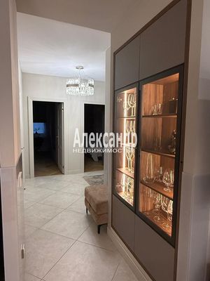 Продам двухкомнатную (2-комн.) квартиру, Петергофское ш, 45, Санкт-Петербург г