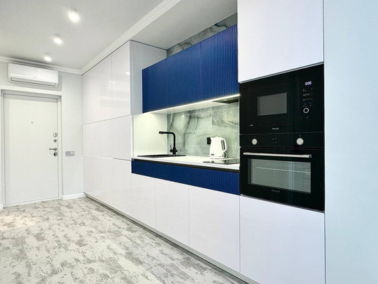 Сдам трехкомнатную (3-комн.) квартиру, Ленина (Молдовка мкр) ул, 298кб, Сочи г