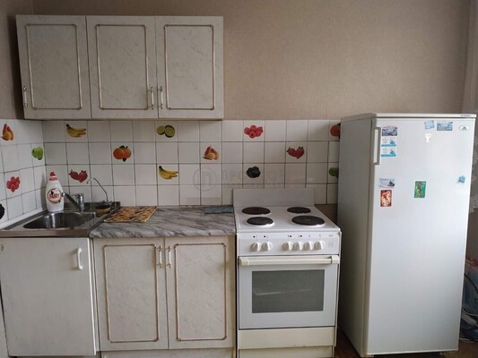 Продам однокомнатную (1-комн.) квартиру, Мячковский б-р, 3, Москва г