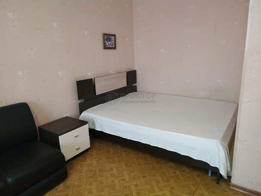 Продам однокомнатную (1-комн.) квартиру, Мячковский б-р, 3, Москва г