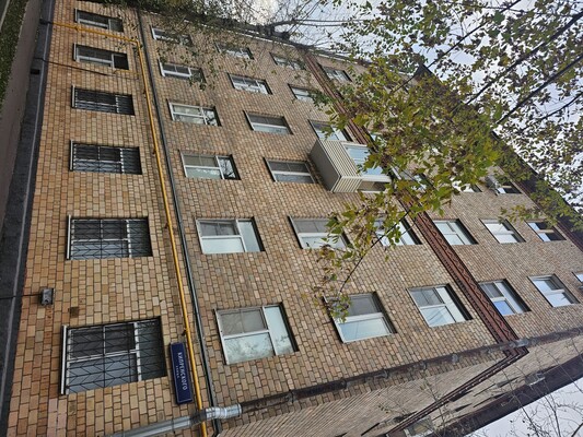 Продам трехкомнатную (3-комн.) квартиру, Панфилова ул, 10, Москва г