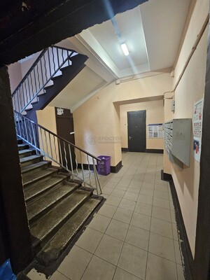 Продам трехкомнатную (3-комн.) квартиру, Панфилова ул, 10, Москва г