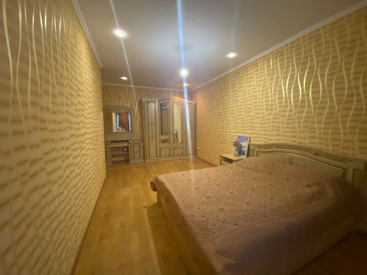 Продам двухкомнатную (2-комн.) квартиру, им. Мусоргского М.П. ул, 1/4, Краснодар г