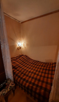 Продам однокомнатную (1-комн.) квартиру, Русская ул, 38а, Симферополь г