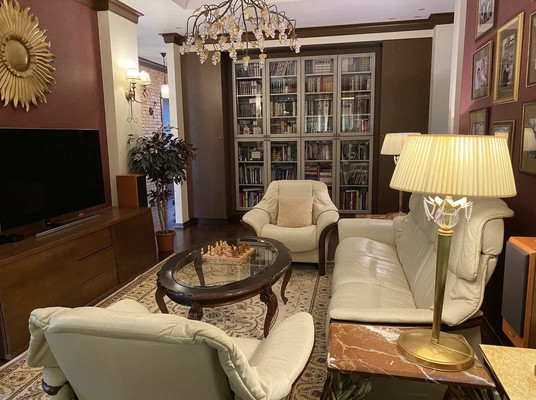 Продам многокомнатную квартиру, Мичуринский пр-кт, 34, Москва г