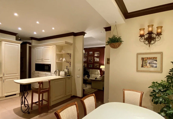 Продам многокомнатную квартиру, Мичуринский пр-кт, 34, Москва г