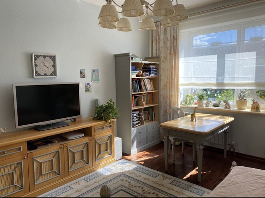 Продам многокомнатную квартиру, Мичуринский пр-кт, 34, Москва г