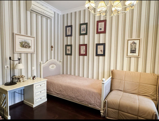 Продам многокомнатную квартиру, Мичуринский пр-кт, 34, Москва г