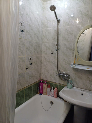 Продам однокомнатную (1-комн.) квартиру, Курчатова пр-кт, 9, Волгодонск г