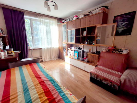 Продам однокомнатную (1-комн.) квартиру, Давыдковская ул, 2к1, Москва г