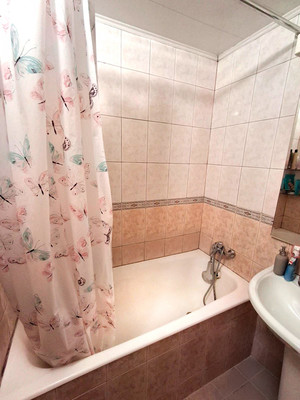 Продам однокомнатную (1-комн.) квартиру, Давыдковская ул, 2к1, Москва г