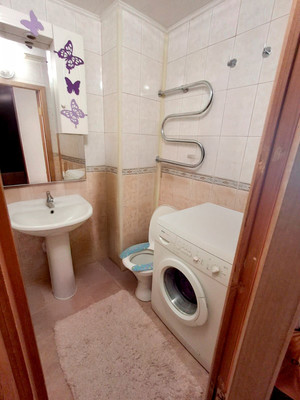 Продам однокомнатную (1-комн.) квартиру, Давыдковская ул, 2к1, Москва г