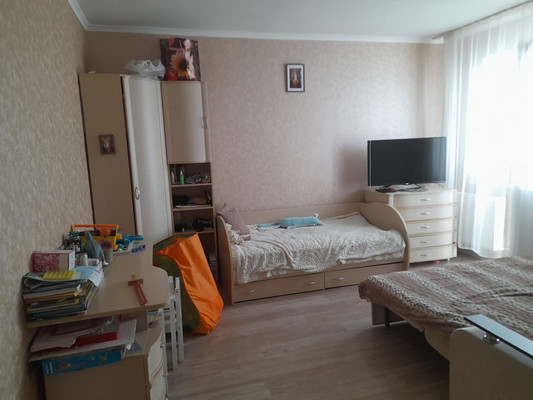 Продам двухкомнатную (2-комн.) квартиру, Мартовский пер, 1к2, Цемдолина с