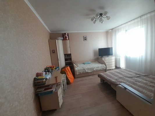 Продам двухкомнатную (2-комн.) квартиру, Мартовский пер, 1к2, Цемдолина с