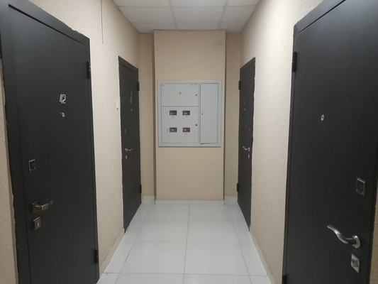 Продам двухкомнатную (2-комн.) квартиру, Мартовский пер, 1к2, Цемдолина с